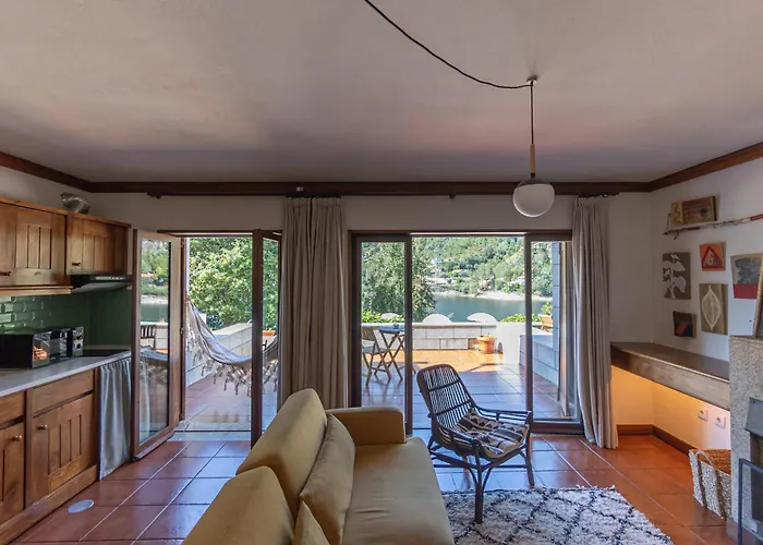 Hotel Selina Geres 3*