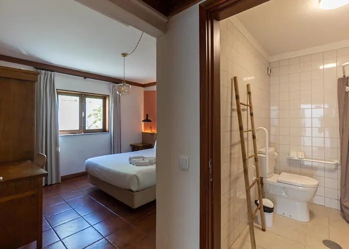 Hotel Selina Geres 3*